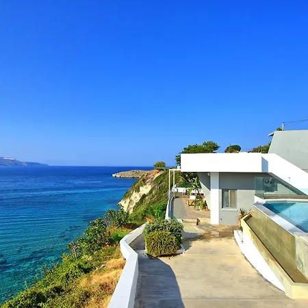 Villa Sapphire By Posarellivillas