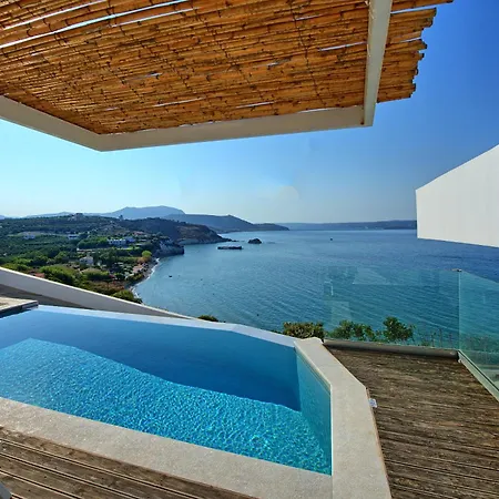 Villa Sapphire By Posarellivillas *